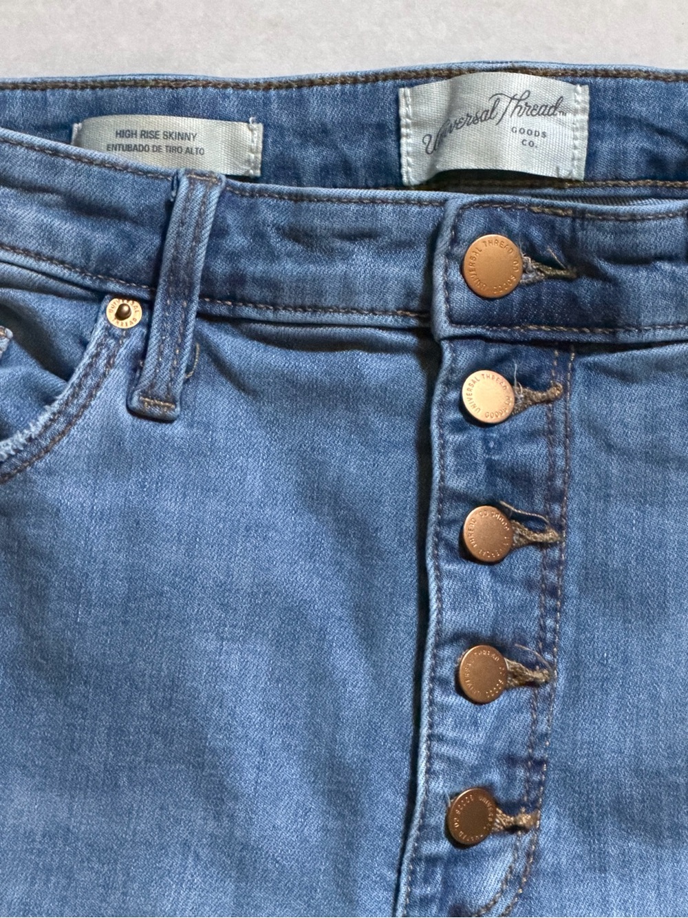 Universal Thread High-Rise Skinny Jeans - Medium Wash, Size 14R - Picture 3 of 7